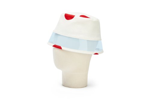 the new generation of cotton bucket hats for your chic summer. stay chic under the sun!